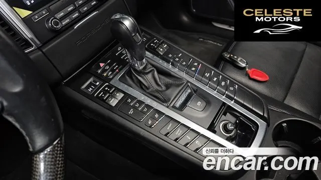 PORSCHE Macan 3.0 GTS 2018 — photo 9 sur 20