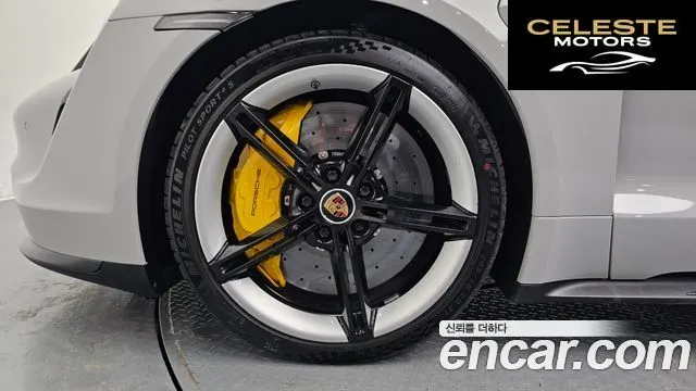 PORSCHE Taycan Turbo S 2021 — photo 5 sur 20