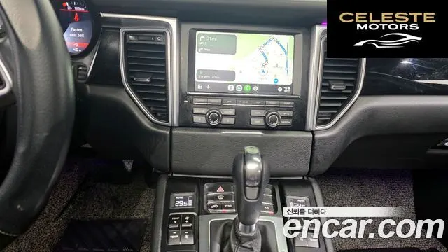 PORSCHE Macan 3.0 S 2015 — photo 18 sur 20