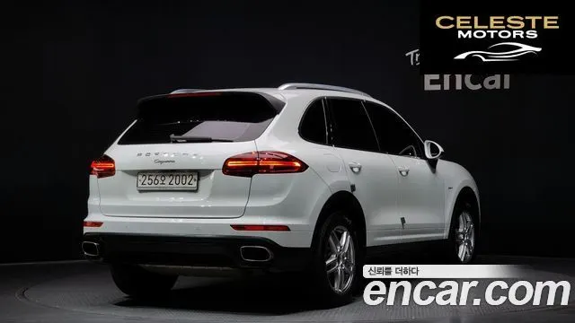 PORSCHE Cayenne 3.0 2015 — photo 2 sur 26