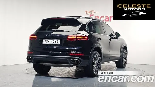 PORSCHE Cayenne 4.8 Turbo 2015 — photo 2 sur 20