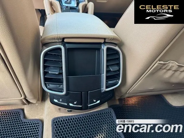 PORSCHE Cayenne 3.0 2013 — photo 15 sur 26