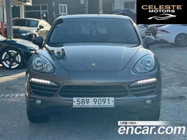PORSCHE Cayenne 3.0 2013 — photo 2 sur 26