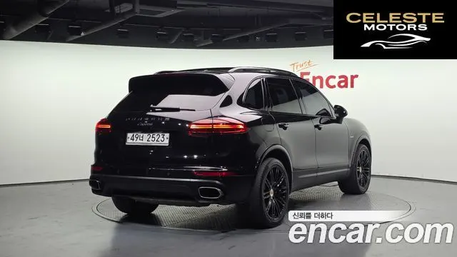 PORSCHE Cayenne 3.0 Edition 2017 — photo 2 sur 20