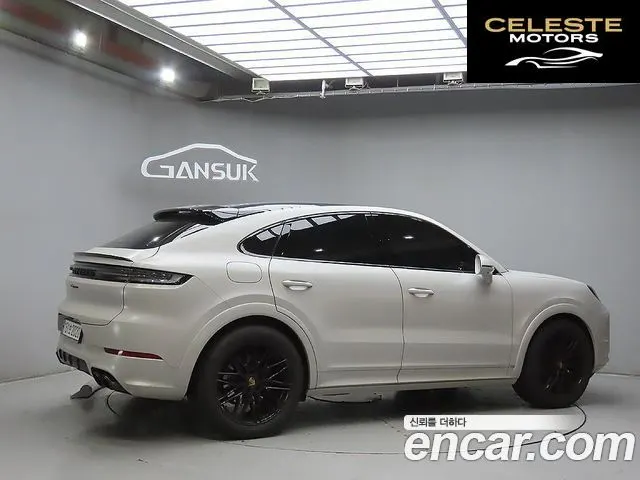 PORSCHE Cayenne (PO536) 3.0 Coupé 2024 — photo 4 sur 26