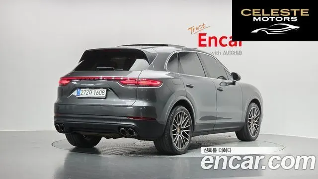 PORSCHE Cayenne (PO536) 3.0 2021 — photo 2 sur 20