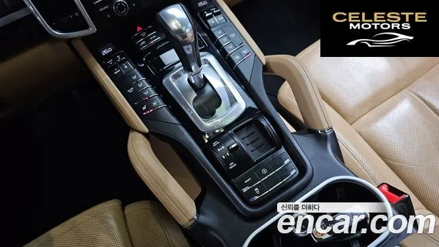 PORSCHE Cayenne 3.0 2016 — photo 9 sur 26