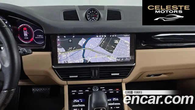 PORSCHE Cayenne (PO536) 3.0 2021 — photo 14 sur 20