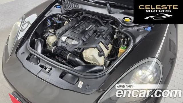 PORSCHE Panamera 4.8 Turbo 2010 — photo 6 sur 20
