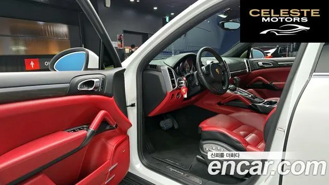 PORSCHE Cayenne 4.2 S 2014 — photo 10 sur 26
