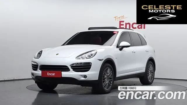 PORSCHE Cayenne 4.2 S 2014 — photo 21 sur 26
