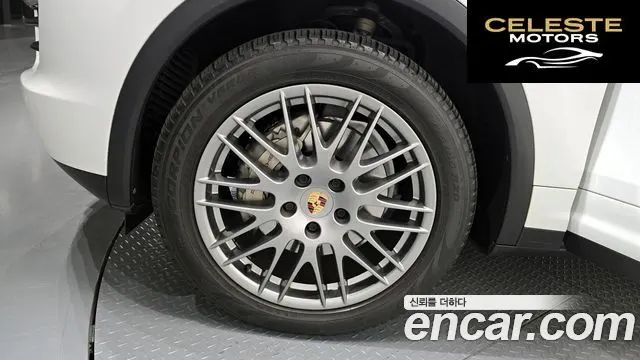 PORSCHE Cayenne 4.2 S 2014 — photo 5 sur 26