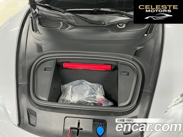 PORSCHE Taycan 4S 2023 — photo 5 sur 23