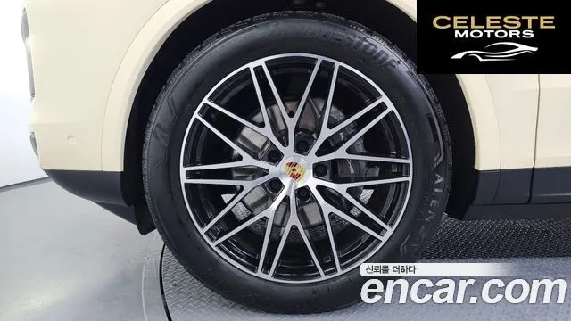 PORSCHE Cayenne (PO536) 3.0 Coupé 2024 — photo 5 sur 26