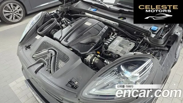 PORSCHE Macan 2.9 S 2022 — photo 6 sur 20