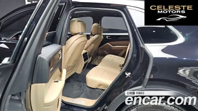 PORSCHE Cayenne (PO536) 3.0 2019 — photo 12 sur 20