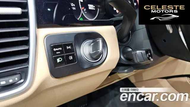 PORSCHE Cayenne (PO536) 3.0 2019 — photo 18 sur 20