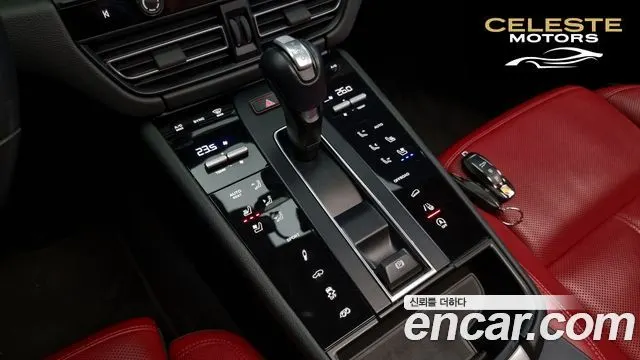 PORSCHE Macan 2.9 S 2023 — photo 9 sur 20