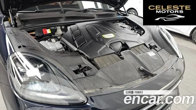 PORSCHE Cayenne (PO536) 3.0 E-High 2022 — photo 6 sur 20