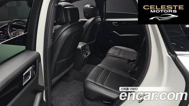 PORSCHE Cayenne (PO536) 3.0 2021 — photo 12 sur 20