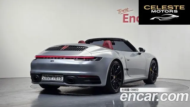 PORSCHE 911 (992) Carrera Cabriolet 2020 — photo 2 sur 20