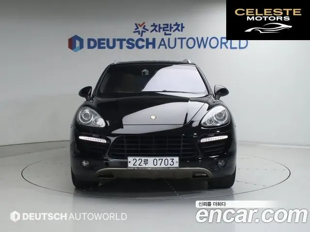 PORSCHE Cayenne 4.8 Turbo 2011 — photo 2 sur 4