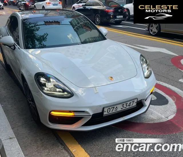 PORSCHE Panamera (971) 2.9 AWD E-High 2018 — photo 15 sur 16