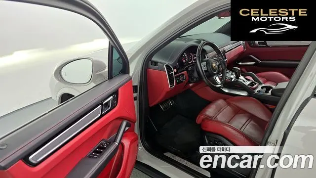 PORSCHE Cayenne (PO536) 4.0 Turbo 2022 — photo 10 sur 20