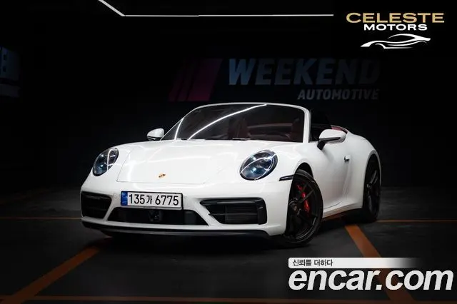 PORSCHE 911 (992) Carrera 4 GTS Cabriolet 2024 — photo 12 sur 16