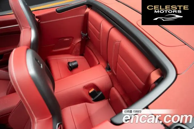 PORSCHE 911 (992) Carrera 4 GTS Cabriolet 2024 — photo 14 sur 16