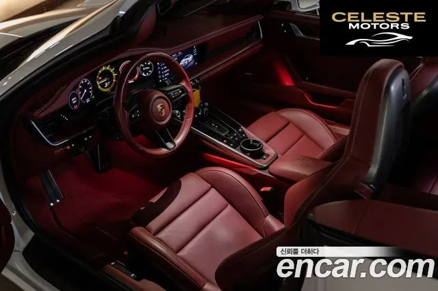 PORSCHE 911 (992) Carrera 4 GTS Cabriolet 2024 — photo 6 sur 16