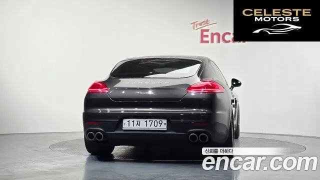 PORSCHE Panamera 3.0 Edition 2016 — photo 4 sur 20