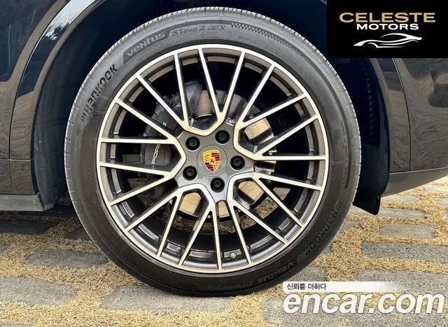PORSCHE Cayenne (PO536) 3.0 Coupé 2021 — photo 8 sur 26