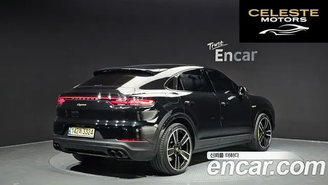 PORSCHE Cayenne (PO536) 3.0 E-HighCoupé Edition 2023 — photo 2 sur 20