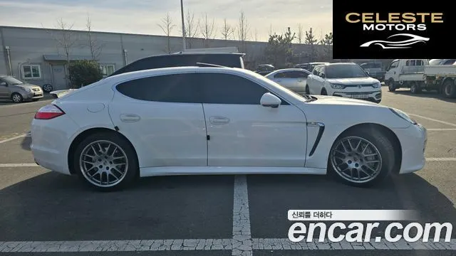 PORSCHE Panamera 4.8 S 2011 — photo 10 sur 18