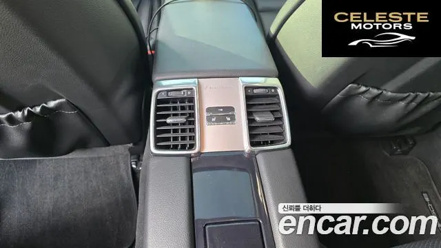 PORSCHE Panamera 4.8 S 2011 — photo 12 sur 18