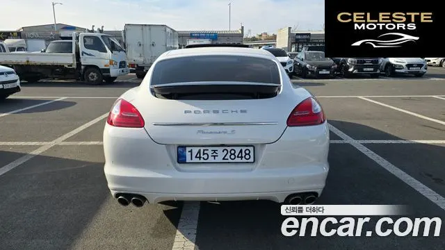 PORSCHE Panamera 4.8 S 2011 — photo 4 sur 18