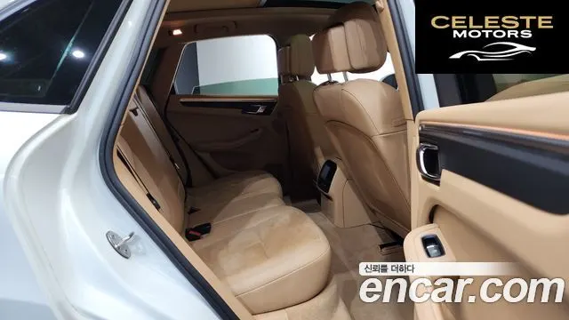 PORSCHE Macan 2.0 2015 — photo 12 sur 26