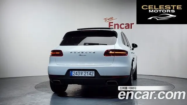 PORSCHE Macan 2.0 2015 — photo 5 sur 26