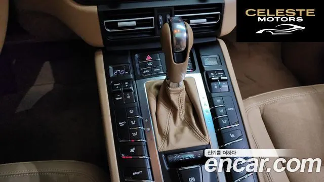 PORSCHE Macan 2.0 2015 — photo 9 sur 26