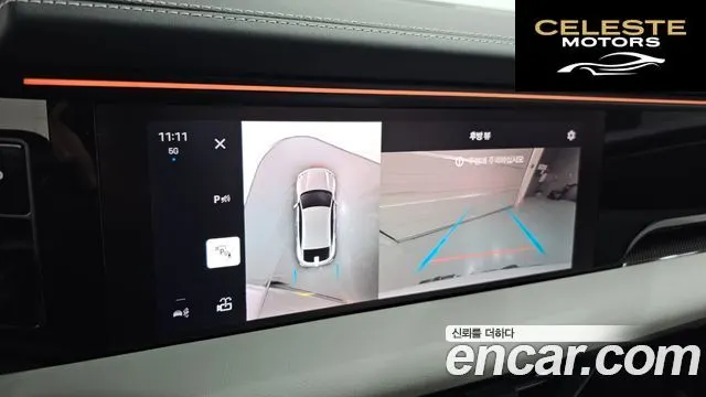 PORSCHE Macan EV Turbo 2025 — photo 16 sur 20
