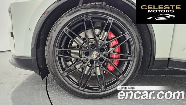 PORSCHE Macan EV Turbo 2025 — photo 5 sur 20
