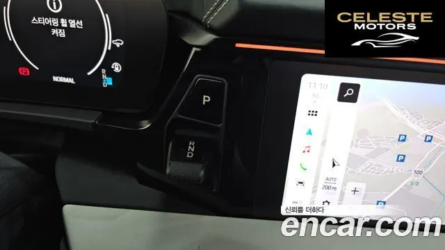 PORSCHE Macan EV Turbo 2025 — photo 9 sur 20