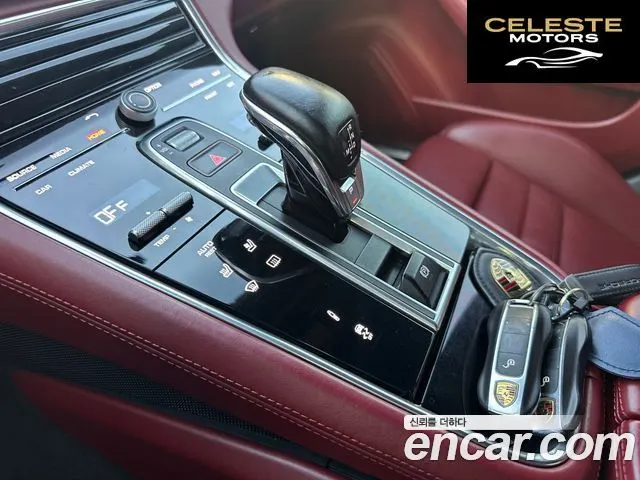 PORSCHE Panamera (971) 3.0 AWD 2018 — photo 13 sur 26
