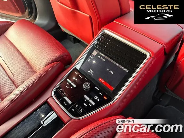 PORSCHE Panamera (971) 3.0 AWD 2018 — photo 17 sur 26