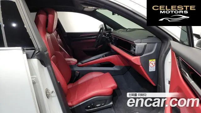 PORSCHE Macan EV 4S 2025 — photo 11 sur 20