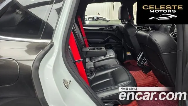 PORSCHE Cayenne 3.0 2015 — photo 12 sur 20