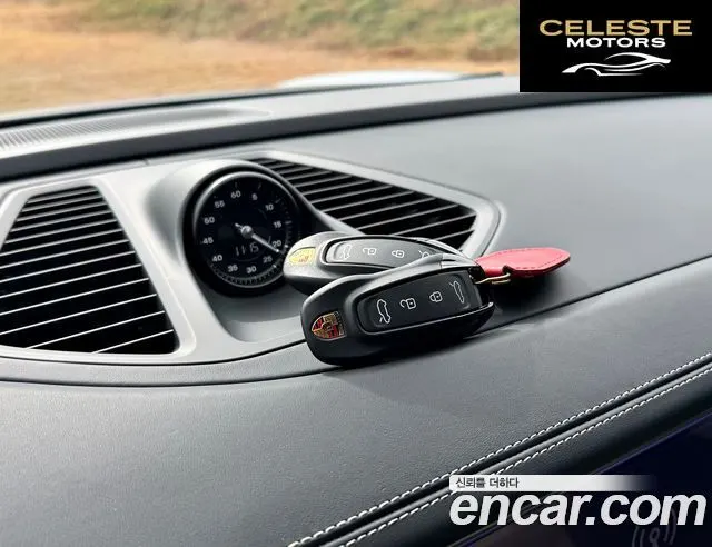 PORSCHE Macan EV 4S 2025 — photo 16 sur 26
