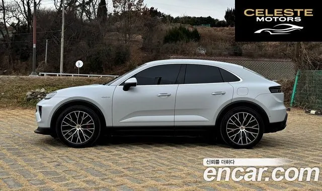 PORSCHE Macan EV 4S 2025 — photo 5 sur 26