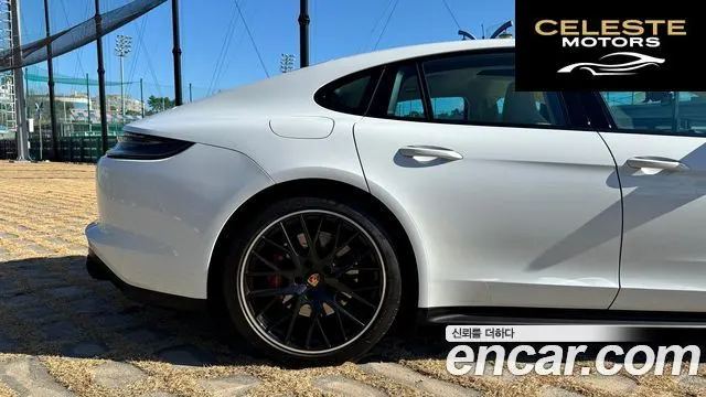 PORSCHE Panamera (971) 4.0 GTS 2022 — photo 8 sur 26